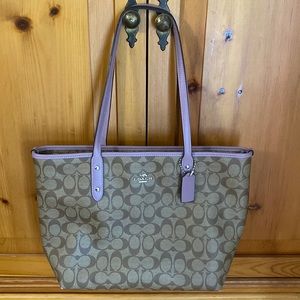 Coach tote